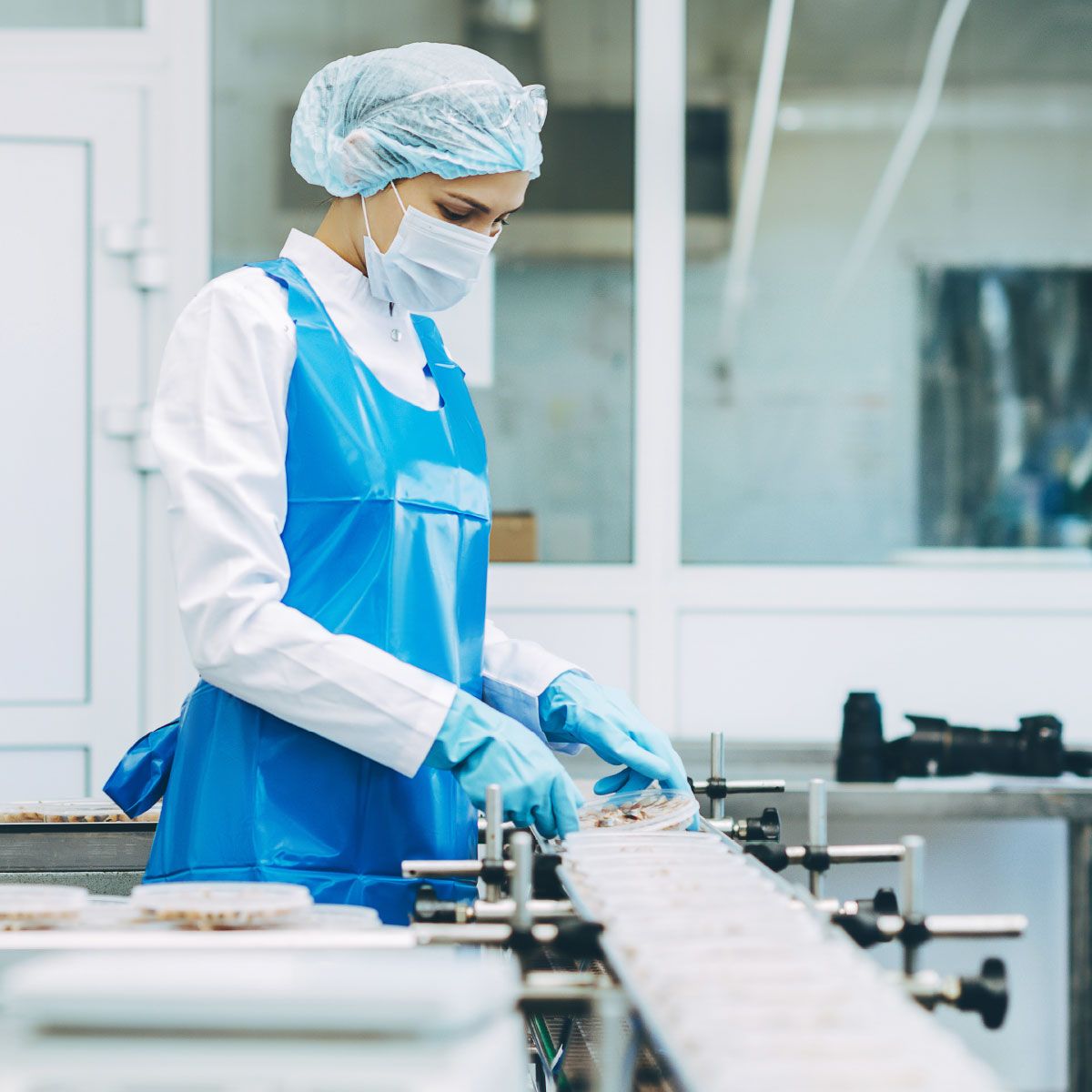 Grembiule monouso in polietilene Azzurro kit da 100 pz.