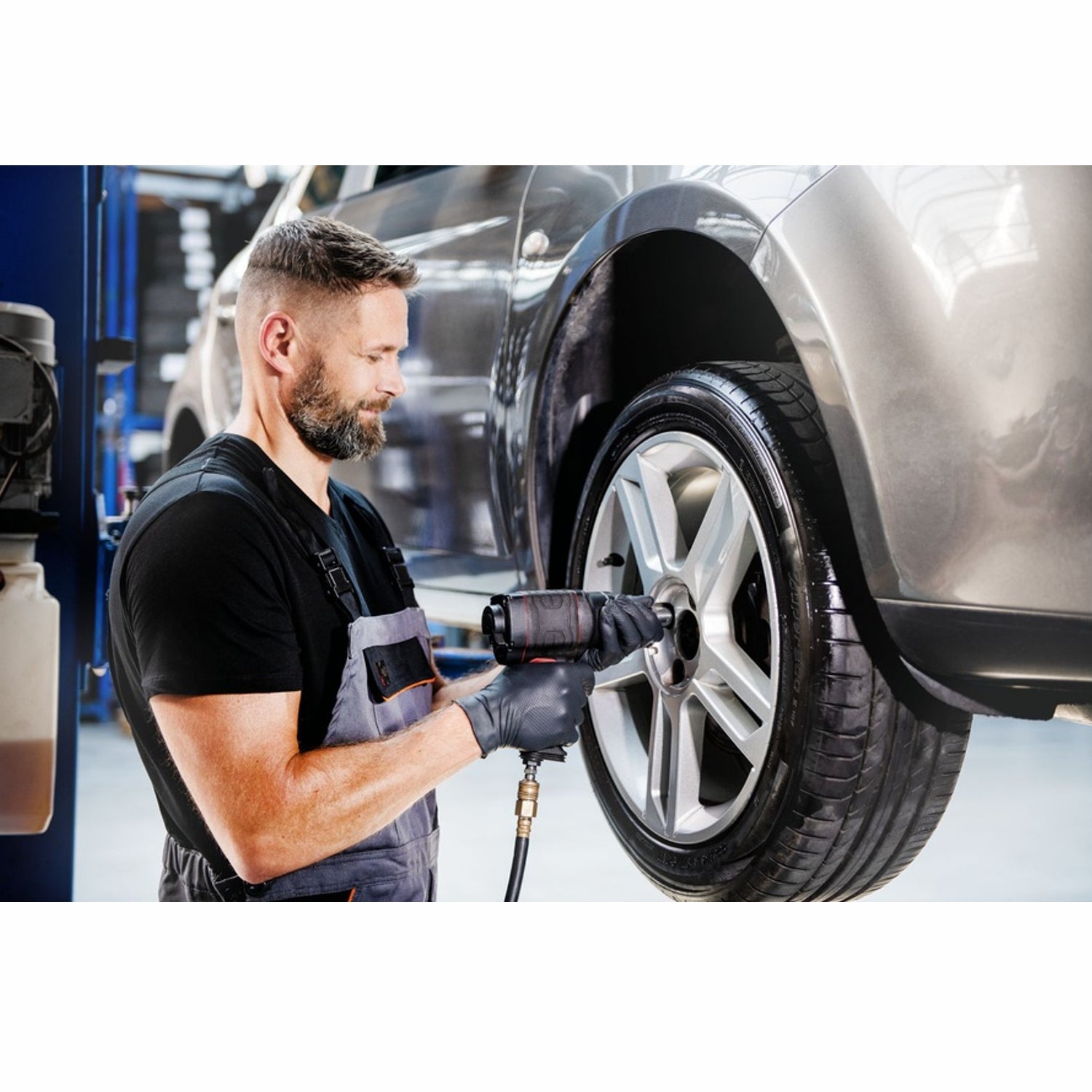 Guanti puntinati monouso nitrile nero senza polvere gogrip black Mercator gr. 6.80