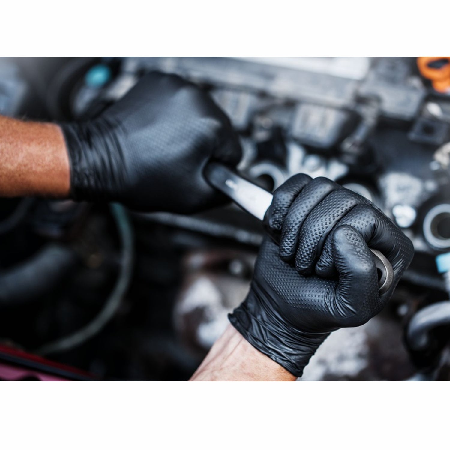 Guanti puntinati monouso nitrile nero senza polvere gogrip black Mercator gr. 6.80