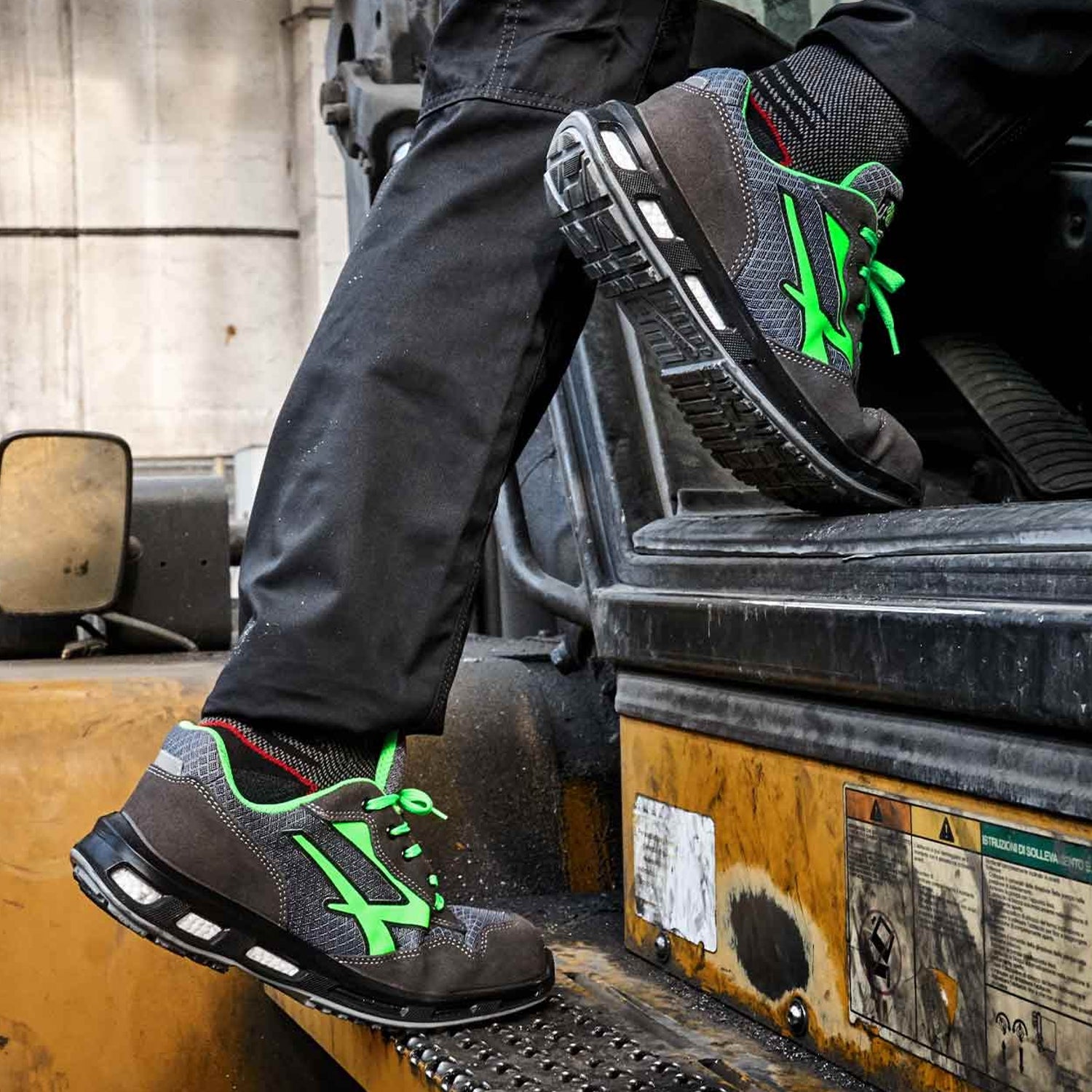 U-POWER Scarpa da lavoro antinfortunistica bassa POINT S1 PS SR ESD